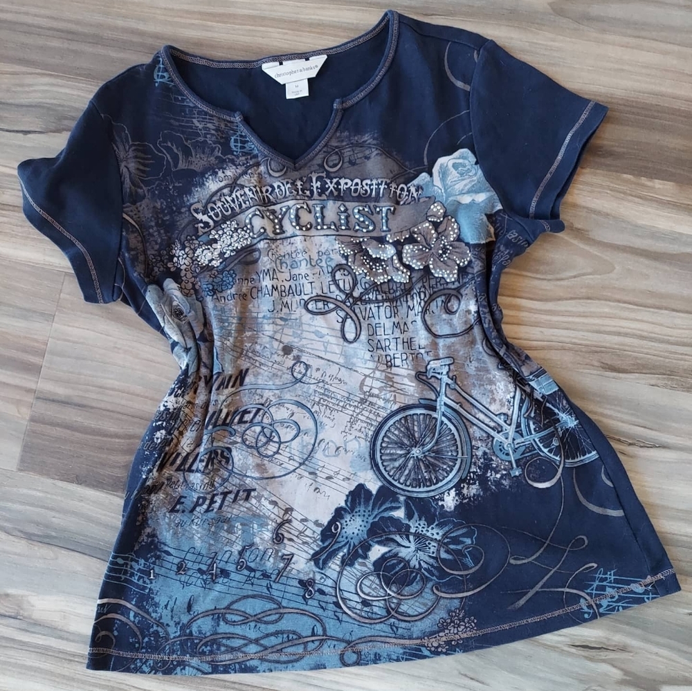 🌱3/$15 sale!🌱 Bicycle and flower tshirt